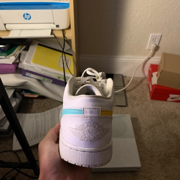 Jordan 1 low Multi Color swoosh - Picture 6 of 9